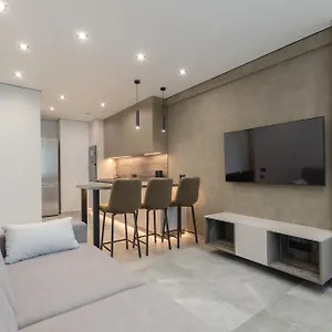 Petrovdom 7-13 In Rc Manhattan City,beresteiskyi 11 Киев